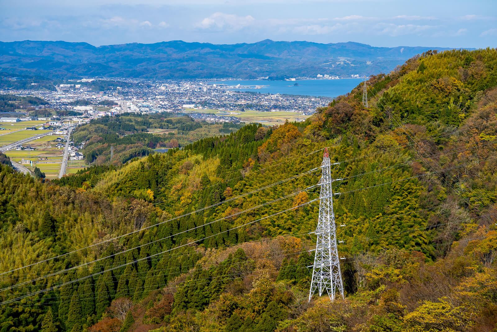 写真 高岡市二上山万葉ラインから望む秋の立山連峰と紅葉 Vr 北陸