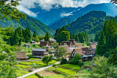北陸唯一の世界遺産「夏の菅沼・相倉合掌造り集落」2018