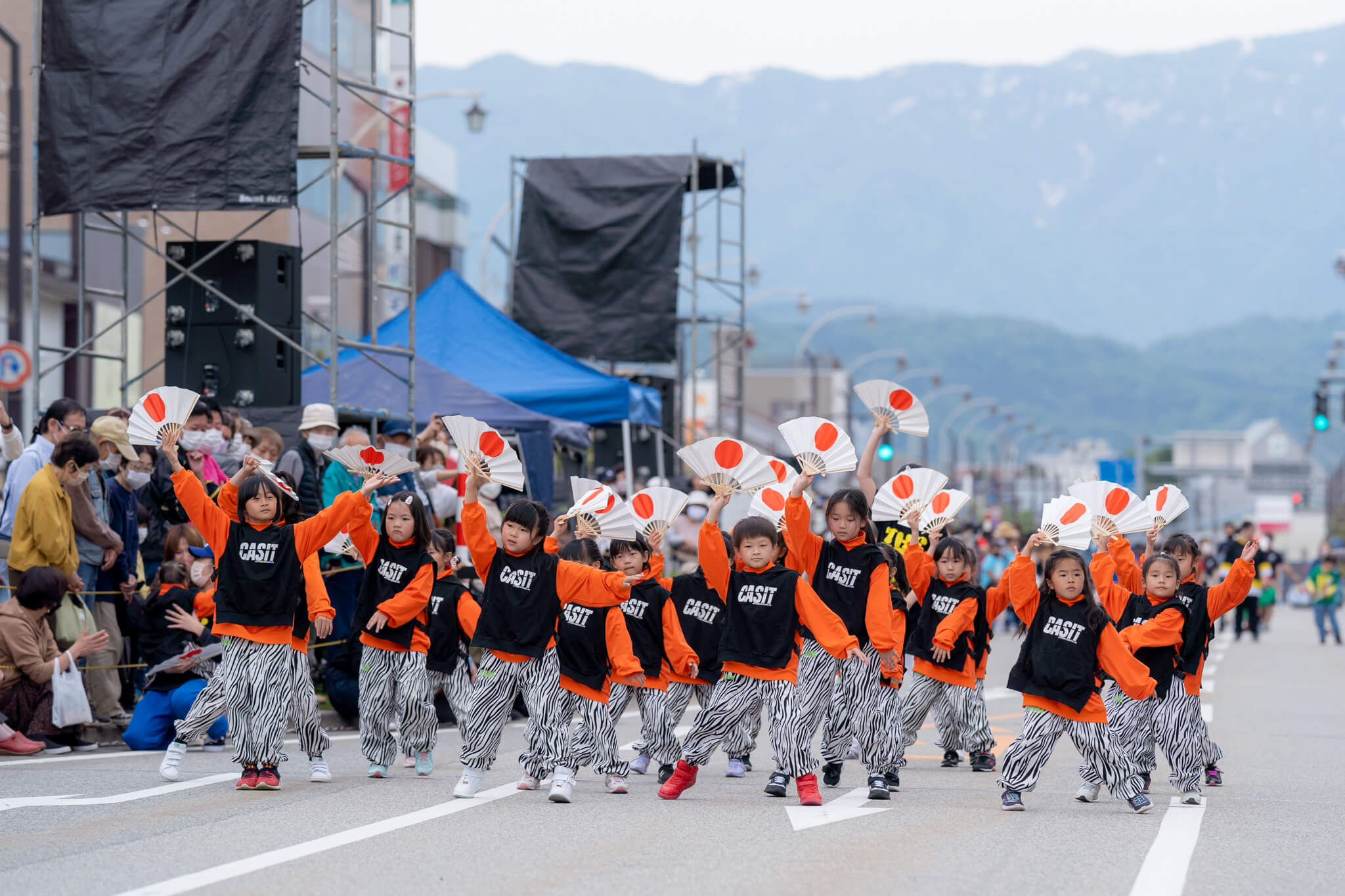 写真】魚津市よっしゃ来い!!CHOUROKUまつり(2022/5/15)|VR:北陸 写真】魚津市よっしゃ来い!!CHOUROKUまつり(2022/5/15)|VR:北陸