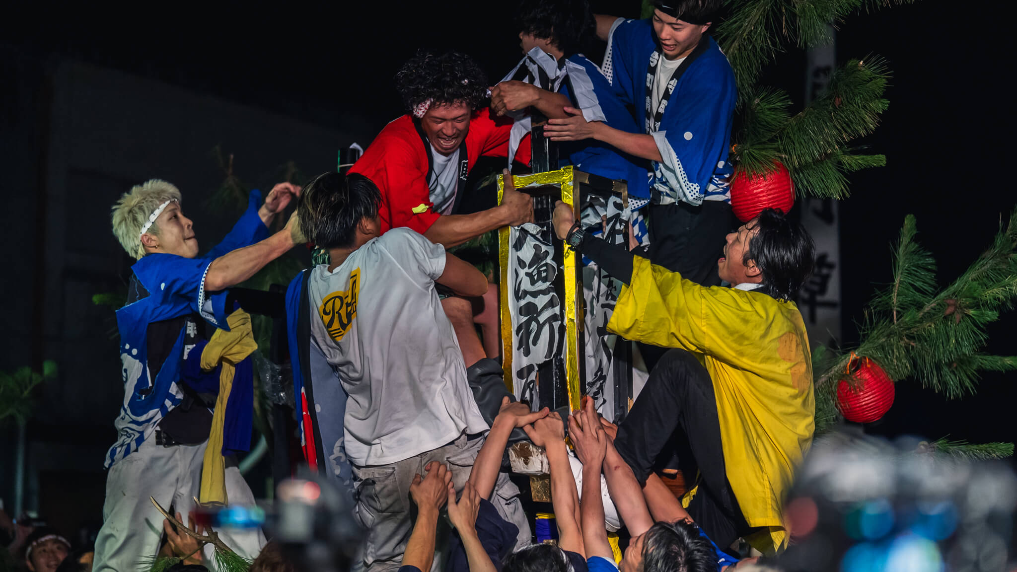 FUN 10月号② 　太鼓台特集 写真】氷見祇園祭の太鼓台ぶつけ合い（2023/7/13-14）|VR:北陸