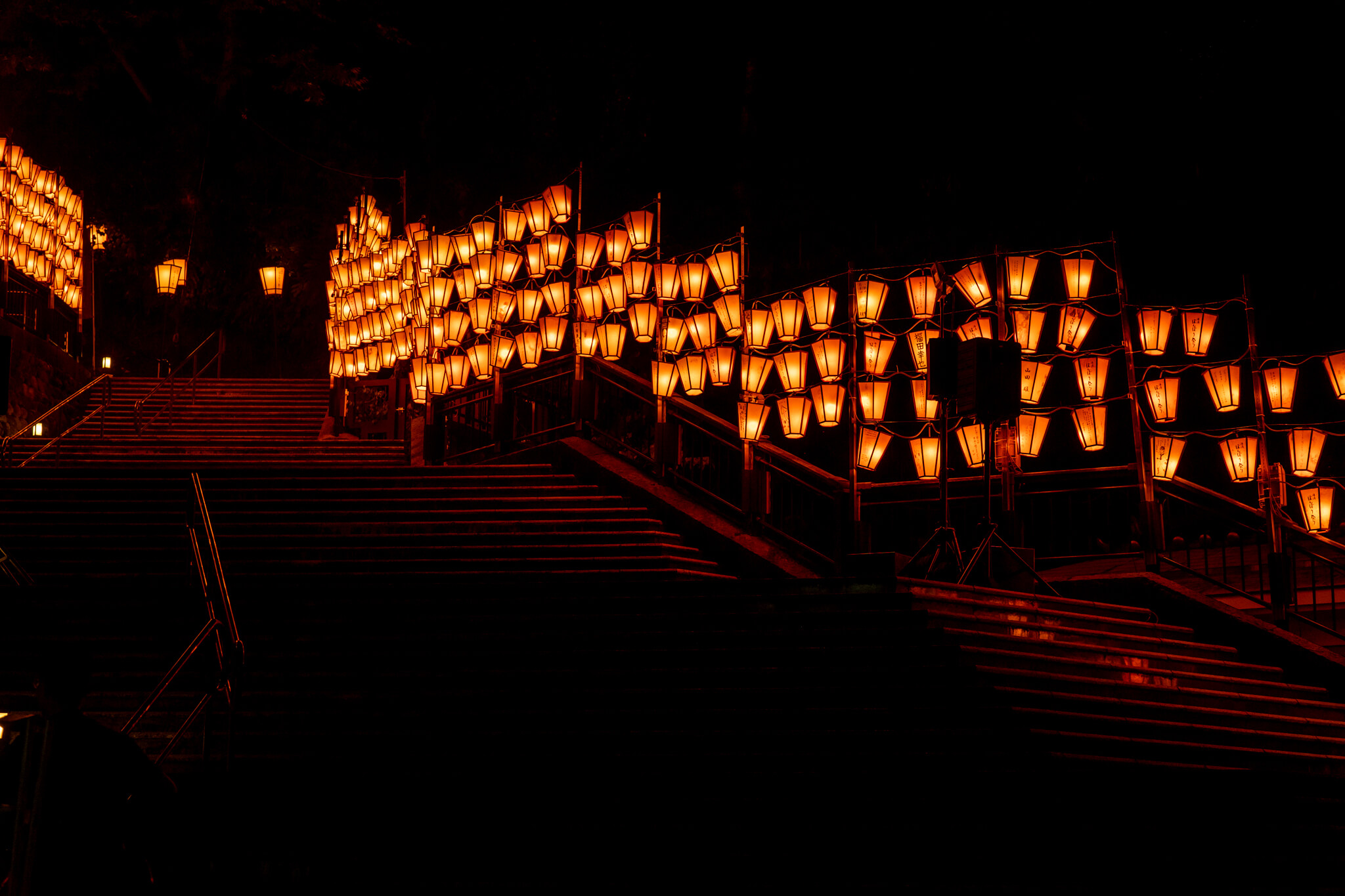 写真】幻想的光景！第11回湯涌ぼんぼり祭り点灯式（2023/7/16）|VR:北陸