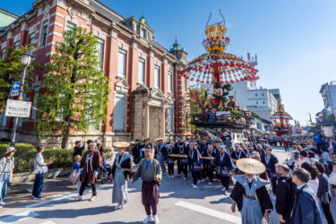 高岡御車山祭 山町筋を通る御車山（2025/5/1）
